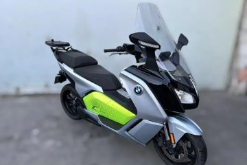 2017r. 44 000 km Elektryczny Okazja | jak T-MAX