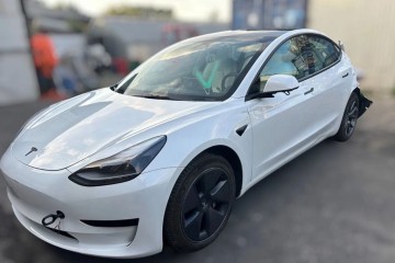 Okazja 2022 r uszkodzony okzaja