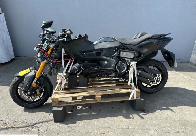 yamaha