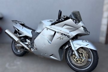 HONDA CBR1100X | 2002r. 6200km |