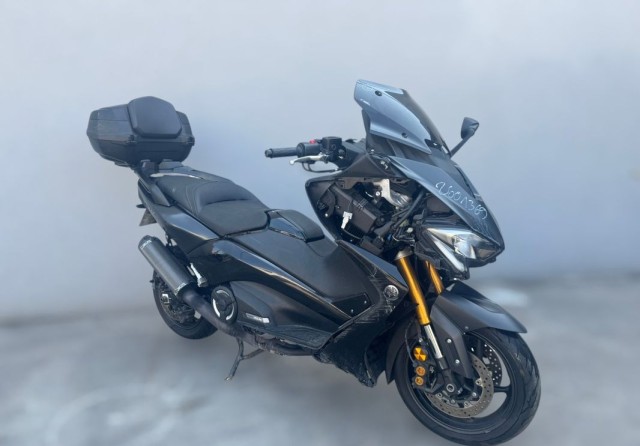 yamaha